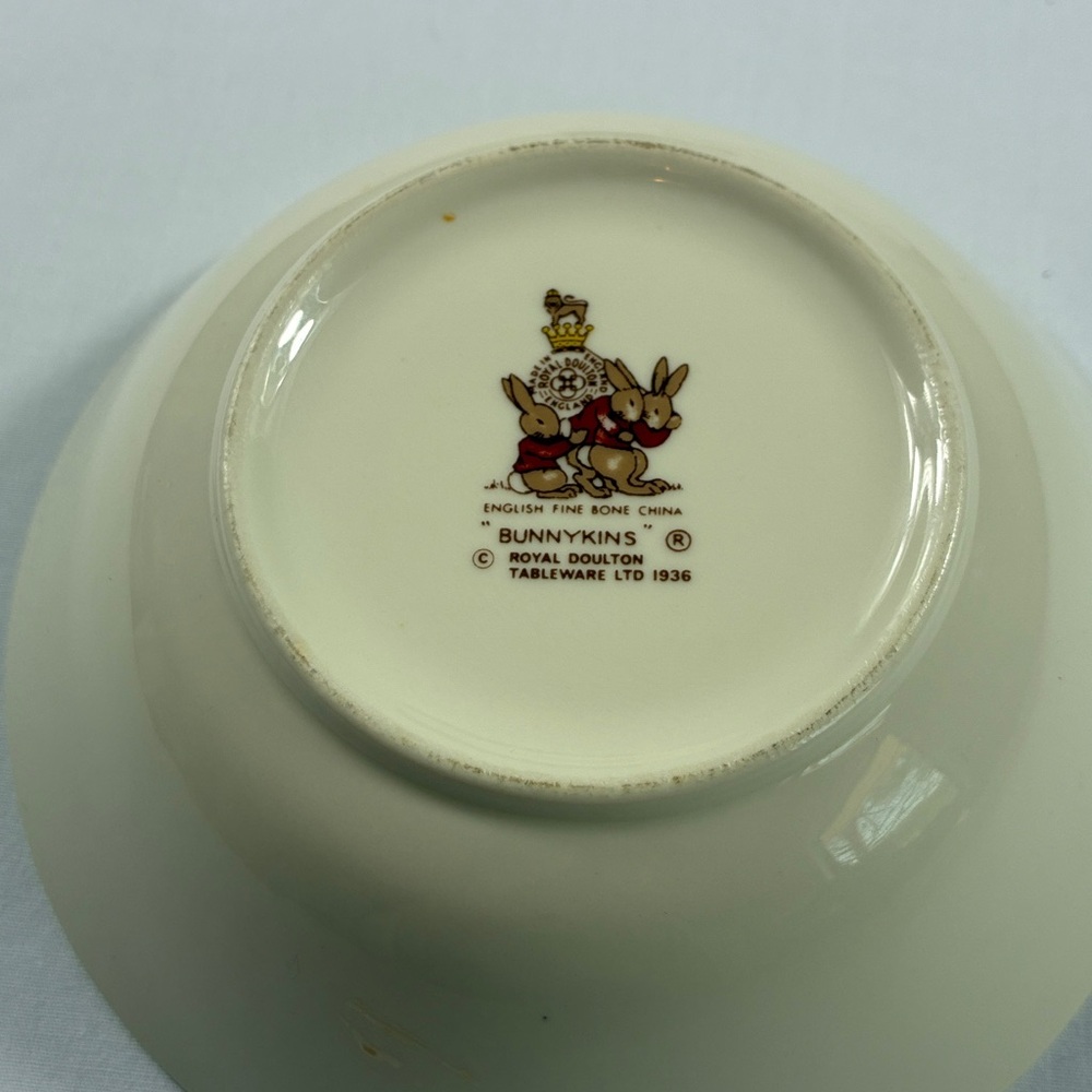 Whimsical Vintage Royal Doulton Bunnykins 3-Piece Bone China Set Easter Bunny - Picture 13 of 15